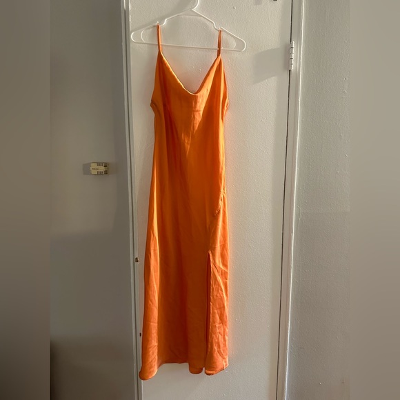 Orange silk dress - Picture 1 of 2